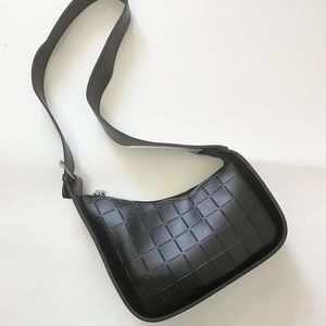 Women’s black crossbody purse